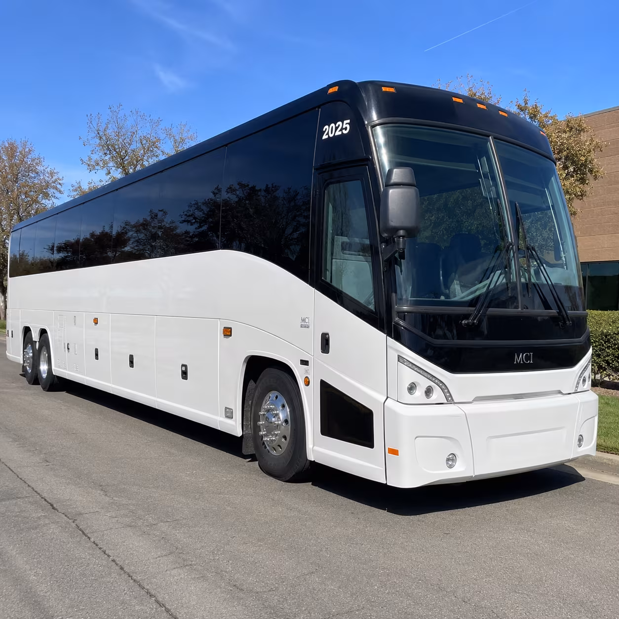 corporate airport transfer buses to and from long beach airport lgb