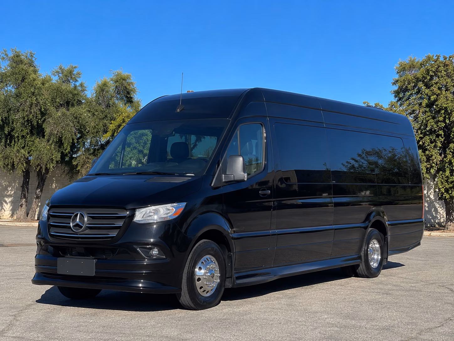 transportation serving long beach and nearby cities